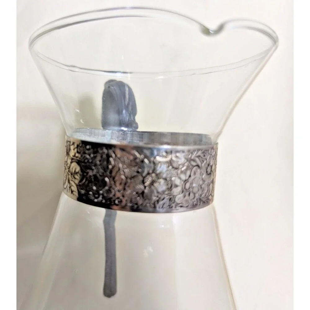 Vintage Pyrex Chill it Pitcher Sheraton Silver